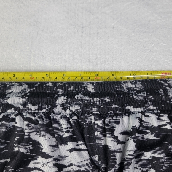 Nike Dri-Fit Mens Basketball Shorts Black Gray Camouflage Athletic Pocket Camo L - Picture 3 of 9